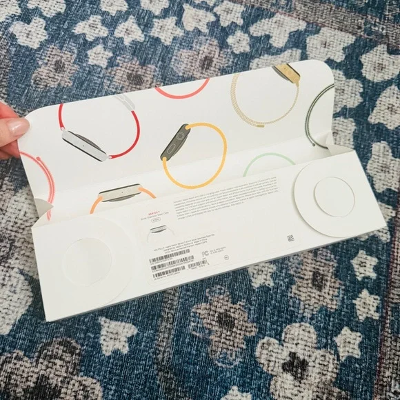 🆕 IN BOX! Apple Watch Series 7 stainless steel 41MM with midnight leather band - Picture 4 of 12